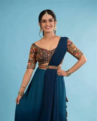 Sonal Devraj Net Worth, Age, Height, Bio, Birthday, Wiki!