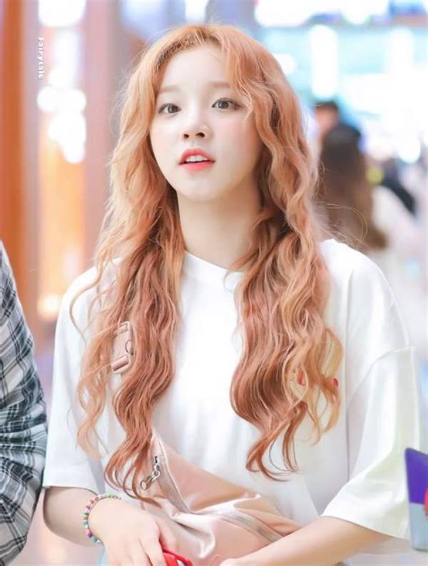 Song Yuqi - Net Worth, Age, Height, Birthday, Bio, Wiki!