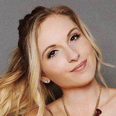 Sophia Bollman - Net Worth, Age, Height, Birthday, Bio, Wiki!