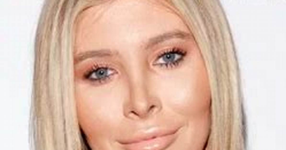 Sophia Hutchins Net Worth, Age, Height, Bio, Birthday, Wiki!
