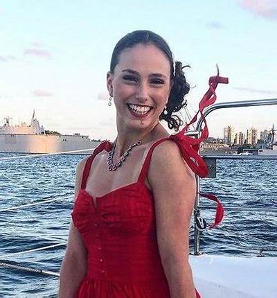 Sophia Kaloudis - Net Worth, Age, Height, Birthday, Bio, Wiki!