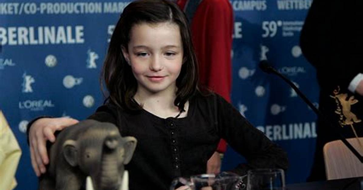 Sophie Nyweide Net Worth 2024, Age, Height, Bio, Birthday, Wiki!