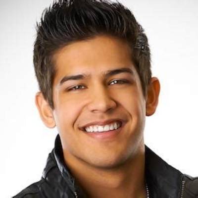 Spencer Lloyd - Net Worth, Age, Height, Birthday, Bio, Wiki!