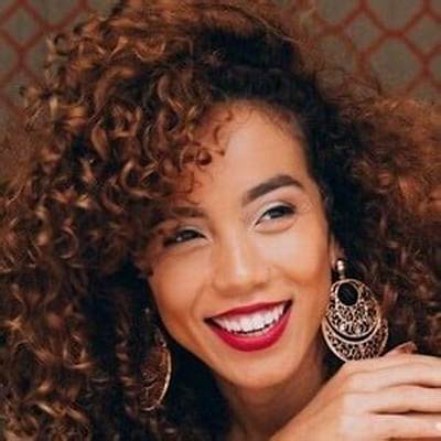 Stacey Hash - Net Worth, Age, Height, Birthday, Bio, Wiki!