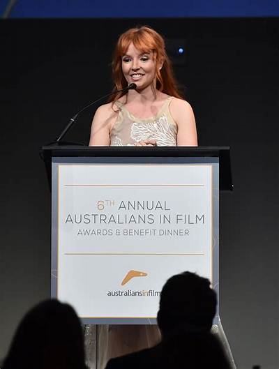 Stef Dawson - Net Worth, Age, Height, Birthday, Bio, Wiki!