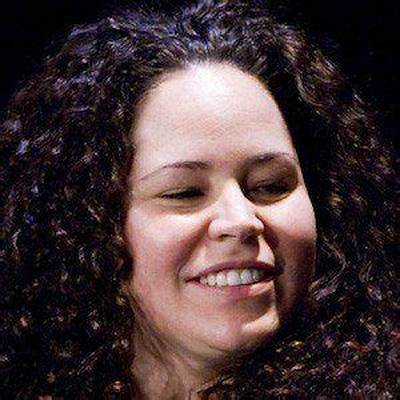 Stephanie Izard Net Worth, Age, Height, Bio, Birthday, Wiki!