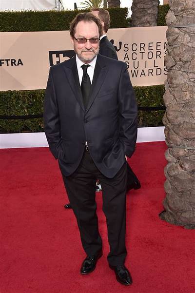 Stephen Root - Net Worth, Age, Height, Birthday, Bio, Wiki!