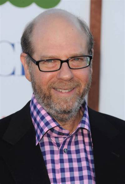 Stephen Tobolowsky Net Worth, Age, Height, Bio, Birthday, Wiki!