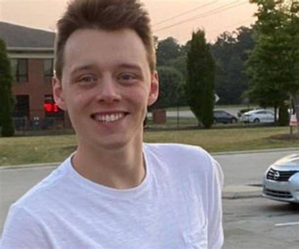 Sterling Bjerken Net Worth, Age, Height, Bio, Birthday, Wiki!