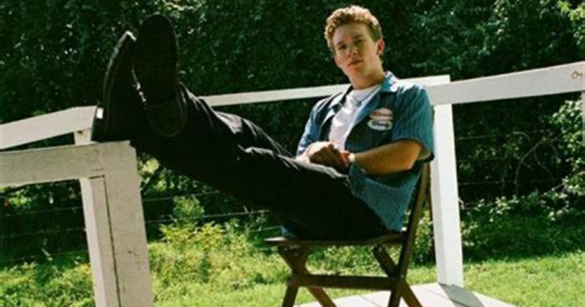 Sterling Myers - Net Worth, Age, Height, Birthday, Bio, Wiki!