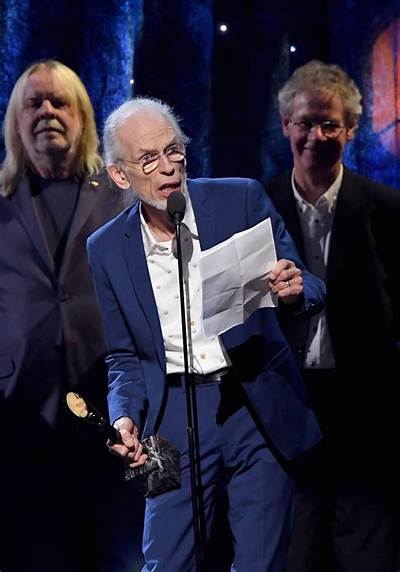 Steve Howe Net Worth 2024, Age, Height, Bio, Birthday, Wiki!