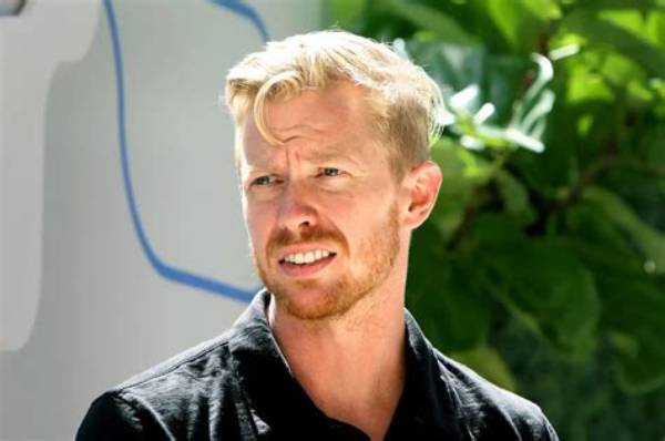 Steve Huffman - Net Worth, Age, Height, Birthday, Bio, Wiki!