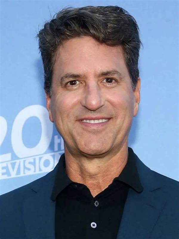 Steven S. Levitan Net Worth, Age, Height, Bio, Birthday, Wiki!