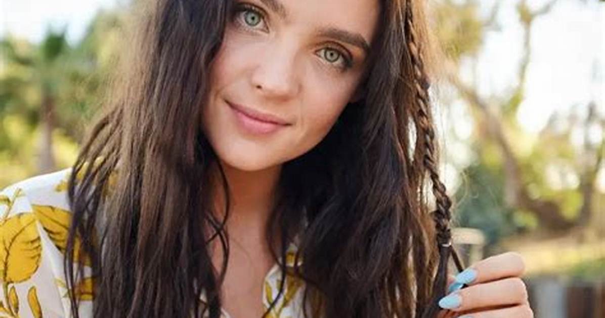 Stevie Lynn Jones - Net Worth, Age, Height, Birthday, Bio, Wiki!