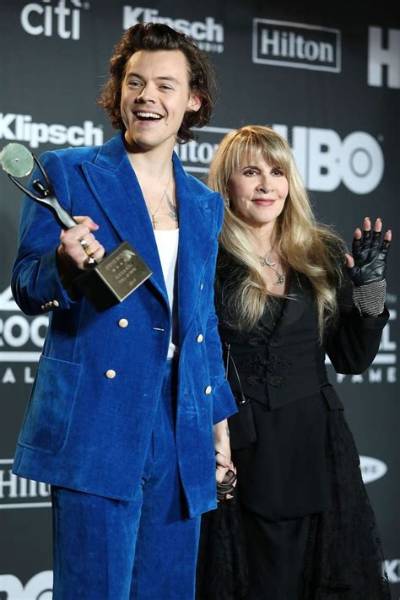 Stevie Nicks Net Worth 2024, Age, Height, Bio, Birthday, Wiki!