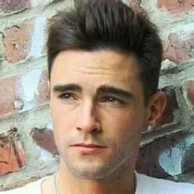 Stuart Kluz-Burton Net Worth, Age, Height, Bio, Birthday, Wiki!