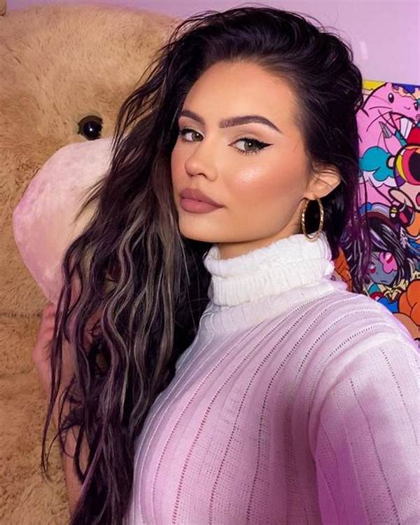 Talia Mar Net Worth, Age, Height, Bio, Birthday, Wiki!