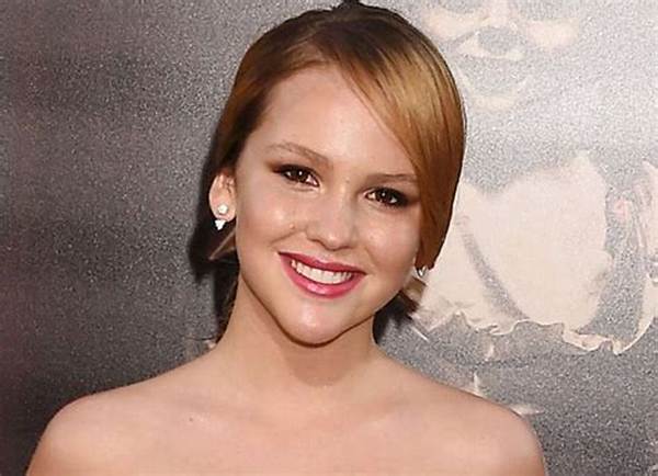 Talitha Bateman - Net Worth, Age, Height, Birthday, Bio, Wiki!