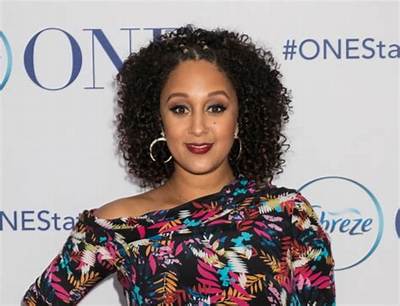 Tamera Mowry Net Worth, Age, Height, Bio, Birthday, Wiki!