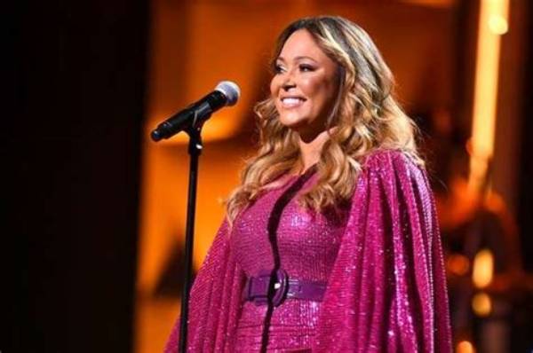 Tamia Net Worth, Age, Height, Bio, Birthday, Wiki!