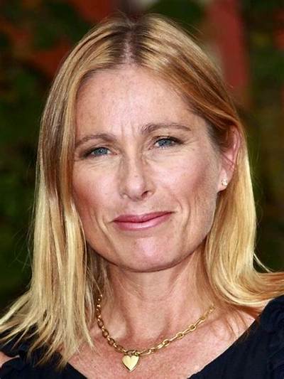Tamra Davis - Net Worth, Age, Height, Birthday, Bio, Wiki!