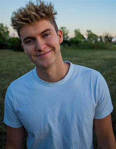 Tanner Beard - Net Worth, Age, Height, Birthday, Bio, Wiki!
