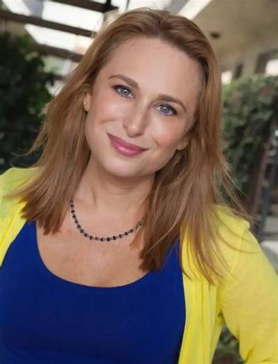 Tara Sands Net Worth, Age, Height, Bio, Birthday, Wiki!