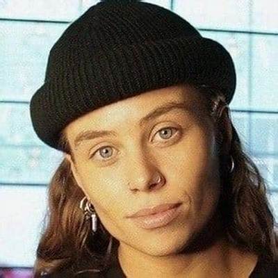 Tash Sultana Net Worth, Age, Height, Bio, Birthday, Wiki!
