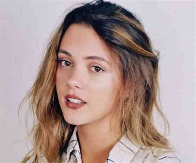 Tatum Dahl - Net Worth, Age, Height, Birthday, Bio, Wiki!