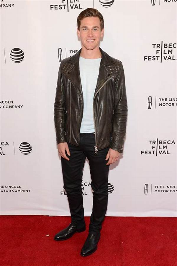 Taylor John Smith Net Worth, Age, Height, Bio, Birthday, Wiki!