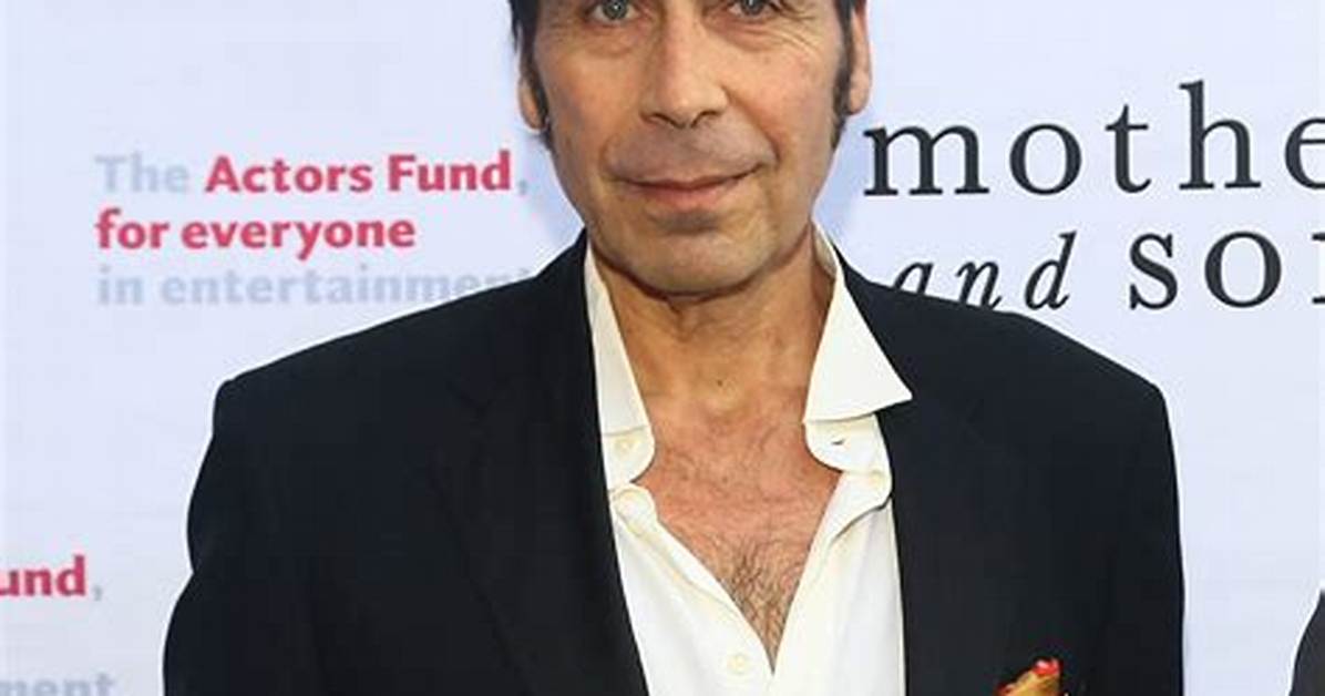 Taylor Negron Net Worth, Age, Height, Bio, Birthday, Wiki!