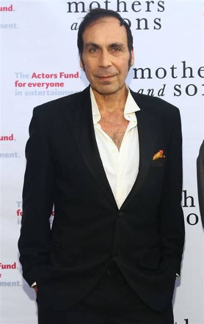 Taylor Negron Net Worth, Age, Height, Bio, Birthday, Wiki!