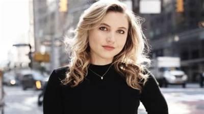 Taylor Tomlinson Net Worth, Age, Height, Bio, Birthday, Wiki!