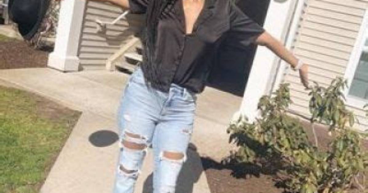 Teasha Bivins - Net Worth, Age, Height, Birthday, Bio, Wiki!