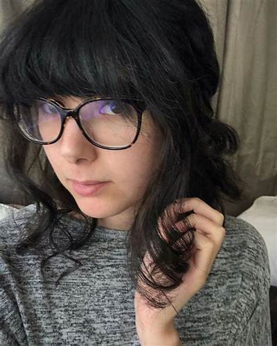 Temmie Chang - Net Worth, Age, Height, Birthday, Bio, Wiki!
