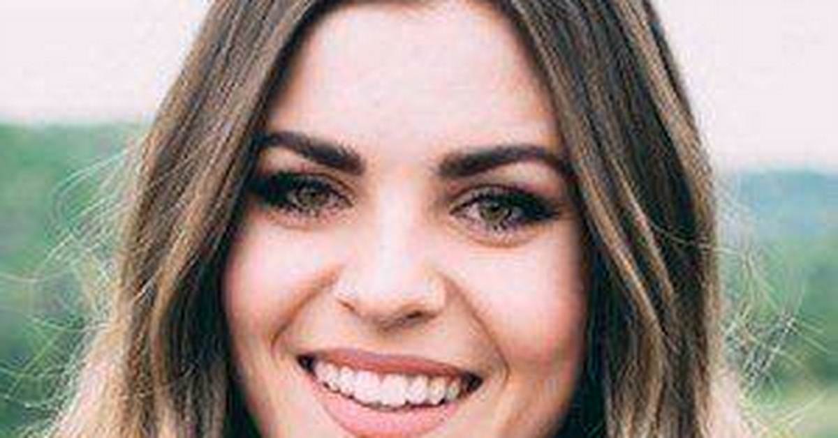 Tenille Arts - Net Worth, Age, Height, Birthday, Bio, Wiki!