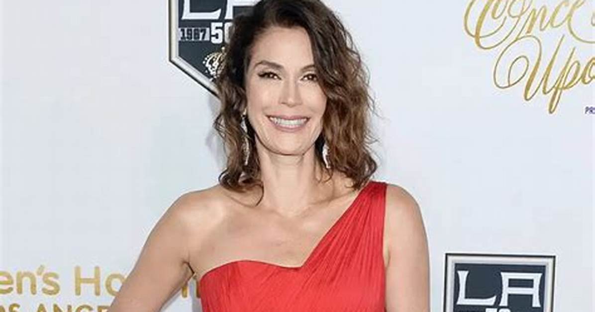 Teri Hatcher Net Worth, Age, Height, Bio, Birthday, Wiki!