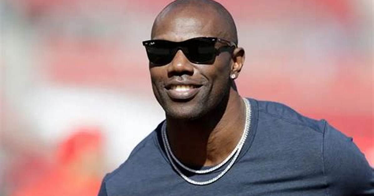 Terrell Owens Net Worth, Age, Height, Bio, Birthday, Wiki!
