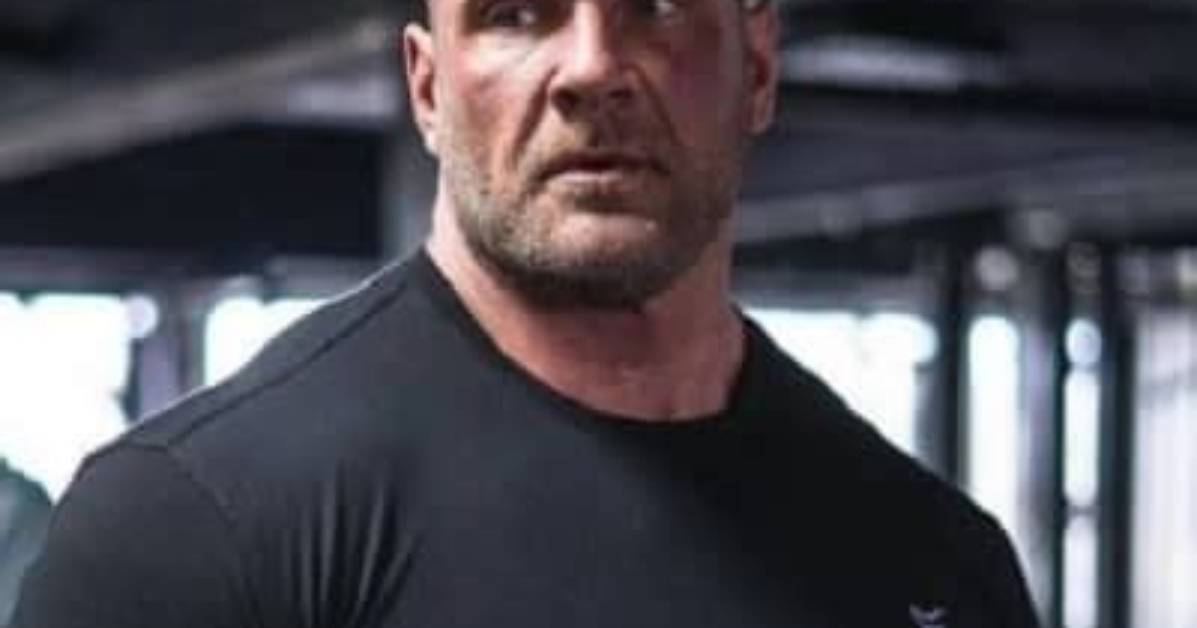 Terry Hollands - Net Worth, Age, Height, Birthday, Bio, Wiki!