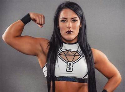 Tessa Blanchard Net Worth, Age, Height, Bio, Birthday, Wiki!