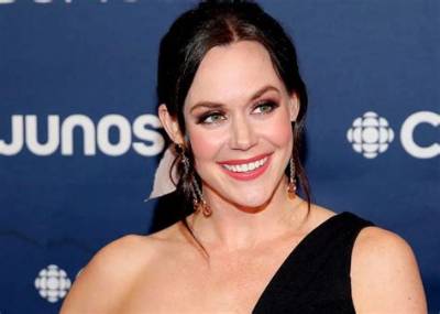 Tessa Virtue Net Worth, Age, Height, Bio, Birthday, Wiki!