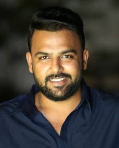Tharun Bhascker Dhaassyam Net Worth, Age, Height, Bio, Birthday, Wiki!