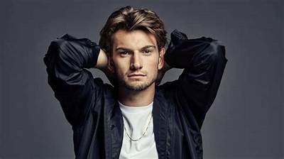 Thomas Blake Net Worth, Age, Height, Bio, Birthday, Wiki!