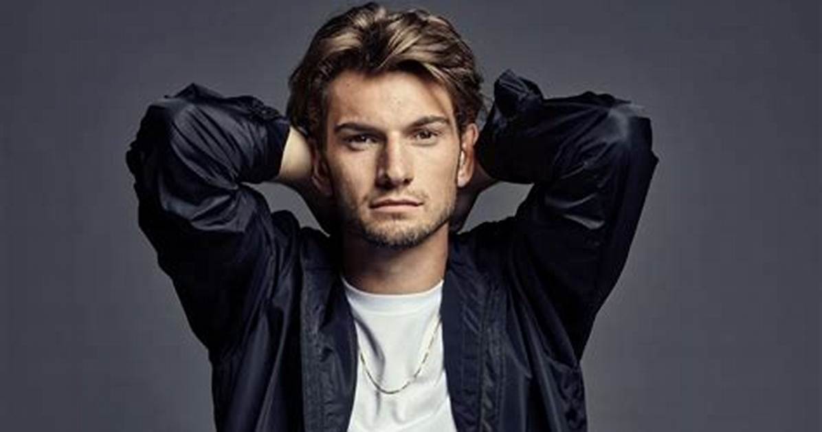 Thomas Halaczinsky Net Worth, Age, Height, Bio, Birthday, Wiki!