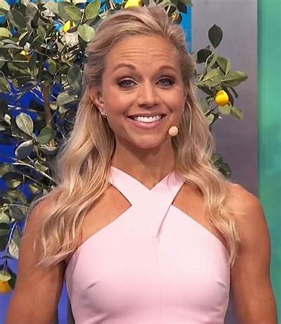 Tiffany Coyne Net Worth, Age, Height, Bio, Birthday, Wiki!