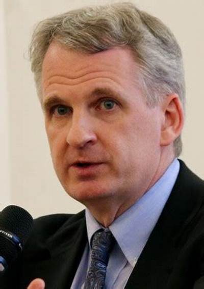 Timothy D. Snyder Net Worth, Age, Height, Bio, Birthday, Wiki!