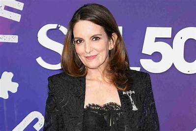 Tina Fey Net Worth, Age, Height, Bio, Birthday, Wiki!