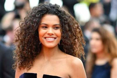 Tina Kunakey - Net Worth, Age, Height, Birthday, Bio, Wiki!