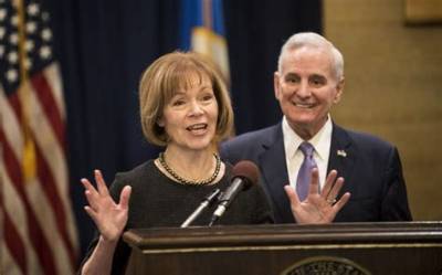Tina Smith - Net Worth, Age, Height, Birthday, Bio, Wiki!