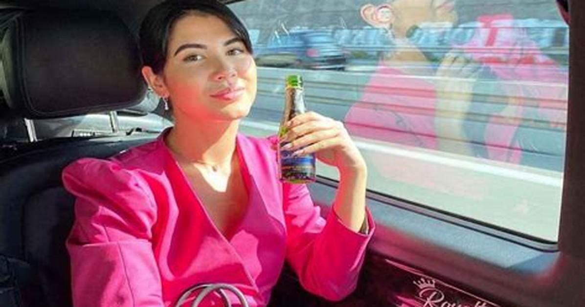 Tina Yu Net Worth, Age, Height, Bio, Birthday, Wiki!